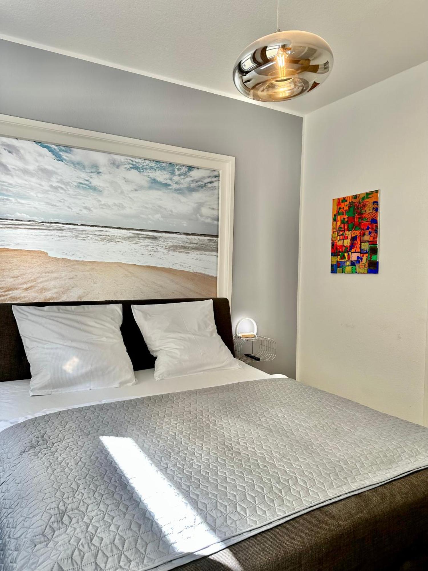 Geraeumiges City-Apartment Mit 2 Badezimmer Und Parkplaetzen D46-Og Oldenburg Exterior foto