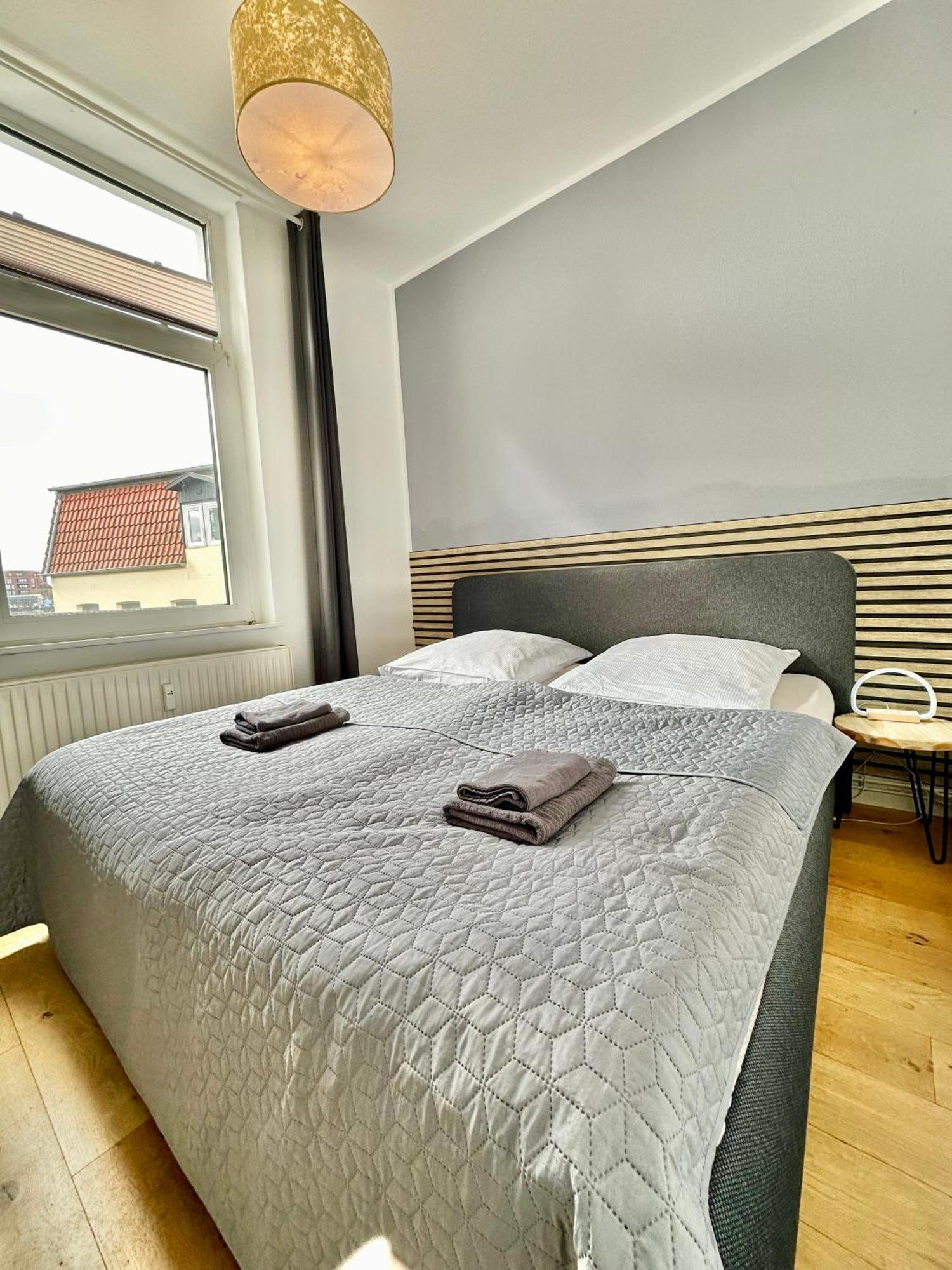 Geraeumiges City-Apartment Mit 2 Badezimmer Und Parkplaetzen D46-Og Oldenburg Exterior foto